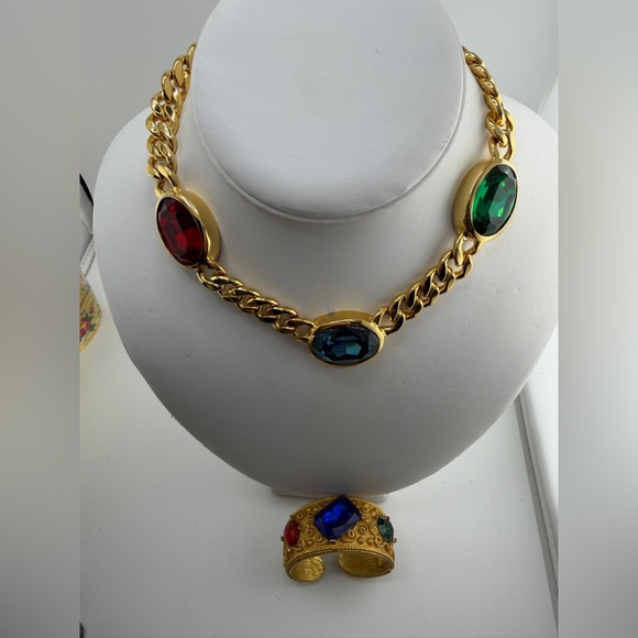 Maresco Jewelry - Vintage Maresco Jeweled Chain Necklace and unsigned Matching Cuff